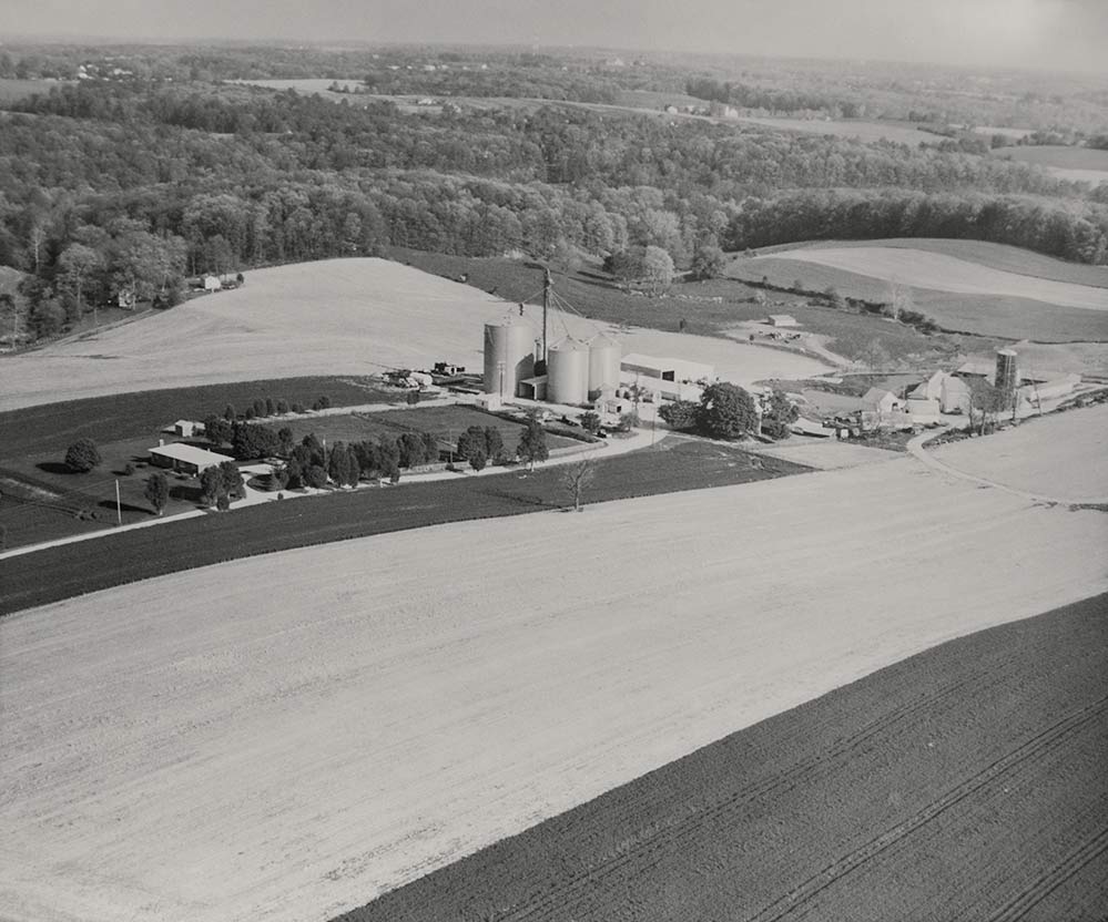 Warfield Brothers Maryland Farming services in Carroll County, Howard County, Montgomery County, Frederick County and Harford County, MD.